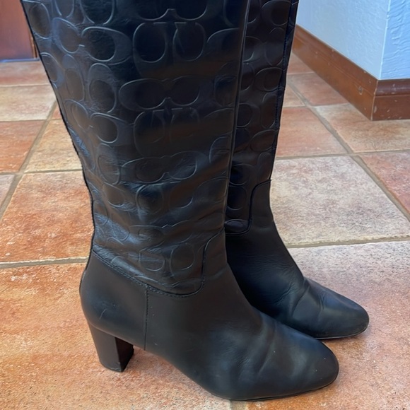 Coach tall boots size 7.5 - Picture 2 of 7
